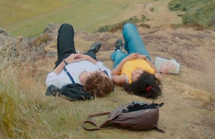 Série Um Dia, inspirada no livro de David Nicholls, chega à Netflix ...