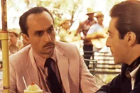 John Cazale em O Poderoso Chefão: Parte II<!-- NICAID(14684274) -->