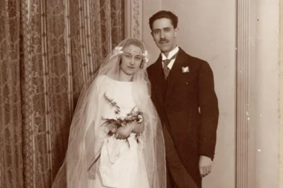 Em 1923, casamentode Suzanne Marie Marchais e do médico gaúcho Hélio Franco Fernandes, na França.<!-- NICAID(16198668) -->