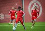 Inter recebe o Caxias em jogo-treino para definir time da retomada do Brasileirão