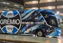 Com atraso no voo por problema técnico, Grêmio chega a Porto Alegre após empate em Itu