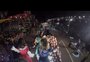 VÍDEO: câmera em carro de soberanas da Festa da Uva mostra como é a visão de rainha e princesas durante desfile na Sinimbu