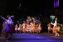 CAXIAS DO SUL, RS, BRASIL, 15/02/2024. Primeiro desfile cênico da 34° Festa Nacional da Uva, na Rua Sinimbu, área central de Caxias do Sul. (Bruno Todeschini/Agência RBS)<!-- NICAID(15680750) -->