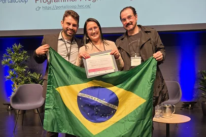 Método desenvolvido na Certel é premiado na Conferência Global de Pesquisa da Aliança Cooperativa Internacional, no Canadá <!-- NICAID(16081627) -->