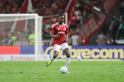PORTO ALEGRE, RS, BRASIL, 11-04-2026: Clássico GreNal nº452 no estádio Beira-Rio. Inter e Grêmio se enfrentam pelo Campeonato Brasileiro Série A 2026. Foto: Ricardo Duarte/SC InternacionalIndexador: ricardo duarte<!-- NICAID(16264107) -->