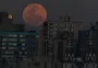 VÍDEO: veja a Superlua surgindo em Porto Alegre