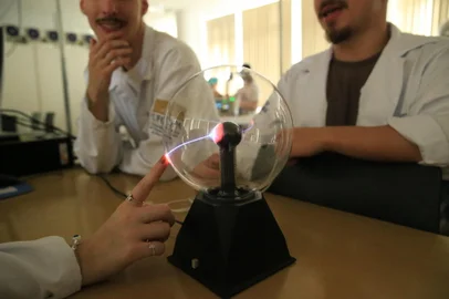 PORTO ALEGRE,RS,BRASIL.20224,10,29.A UFCSPA realiza ação portas abertas para comunidade, para visitações acompanhadas.Na foto.Laboratório de quimica.(RONALDO BERNARDI/AGENCIA RBS).<!-- NICAID(15894169) -->