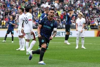 SEATTLE, WASHINGTON - JUNE 21: Lautaro Martinez #10 of FC Internazionale Milano celebrates after scoring his team's first goal during the FIFA Club World Cup 2025 group E match between FC Internazionale Milano and Urawa Red Diamonds at Lumen Field on June 21, 2025 in Seattle, Washington.   Buda Mendes/Getty Images/AFP (Photo by Buda Mendes / GETTY IMAGES NORTH AMERICA / Getty Images via AFP)<!-- NICAID(16064815) -->