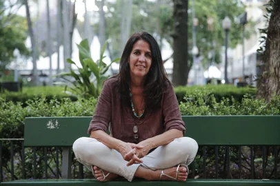 PORTO ALEGRE, RS, BRASIL - 04/11/2021 - Retrato da escritora e colunista Martha Medeiros na Feira do Livro de Porto Alegre. (Foto: André Ávila/ Agência RBS)<!-- NICAID(14933009) -->