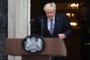 Britain's Prime Minister Boris Johnson arrives to make a statement in front of 10 Downing Street in central London on July 7, 2022. - Johnson quit as Conservative party leader, after three tumultuous years in charge marked by Brexit, Covid and mounting scandals. (Photo by JUSTIN TALLIS / AFP)Editoria: POLLocal: LondonIndexador: JUSTIN TALLISSecao: crisisFonte: AFPFotógrafo: STF<!-- NICAID(15142454) -->