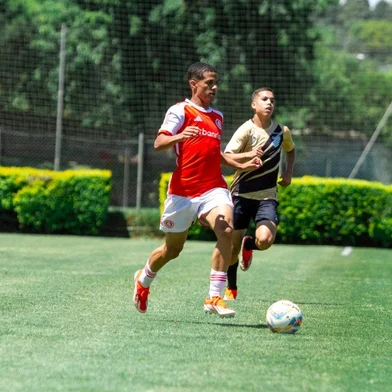 Atacante Paulinho, do sub-15 colorado