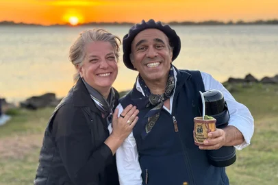 Joka e Ernesto<!-- NICAID(16137826) -->