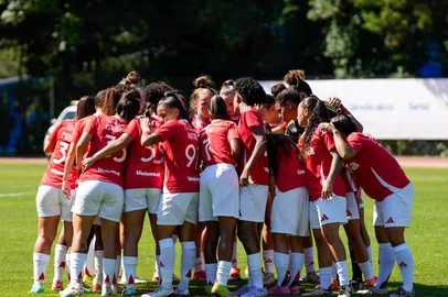 Lara Vantzen / Inter/Divulgação Gurias Coloradas<!-- NICAID(16162982) -->