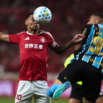PORTO ALEGRE, RS, BRASIL, 11-04-2026: Clássico GreNal nº452 no estádio Beira-Rio. Inter e Grêmio se enfrentam pelo Campeonato Brasileiro Série A 2026. Foto: Jonathan Heckler/Agência RBS<!-- NICAID(16264070) -->