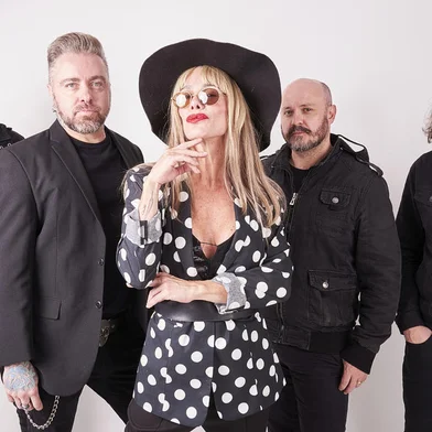 O próximo Terça Cult, tradicional projeto do Recreio da Juventude, promete ser de muito rock and roll. A artista Nicolle Mottin e banda farão um tributo à cantora Rita Lee, no próximo dia 11 de julho, a partir das 20h, na sede Social. Os ingressos custam R$7 e estão à venda pelo aplicativo e na secretaria das sedes Juventude e Guarany.<!-- NICAID(15467379) -->
