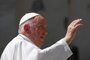 Pope Francis waves as he leaves at the end of the weekly general audience on June 7, 2023 at St. Peter's square as in The Vatican. Pope Francis will undergo an operation for an abdominal hernia on June 7 at a Rome hospital, where he is expected to stay for "several days", the Vatican said. (Photo by Andreas SOLARO / AFP)<!-- NICAID(15452246) -->