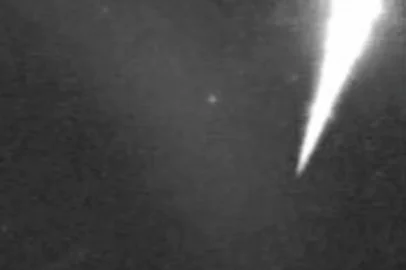 VÍDEO: meteoro ilumina céu de Santo Ângelo na noite de quinta-feira<!-- NICAID(15800960) -->