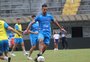 Recuperado de lesão rara, zagueiro do Caxias volta aos treinamentos com a equipe