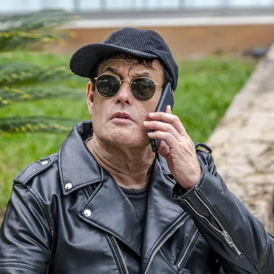 Mallandro: O Errado que Deu Certo (2024)<!-- NICAID(15788030) -->