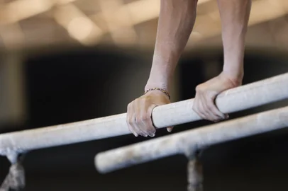 Ginástica, paralelas