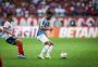 Apesar dos elogios de Roger, Thiago Santos deve voltar à reserva do Grêmio contra o Náutico