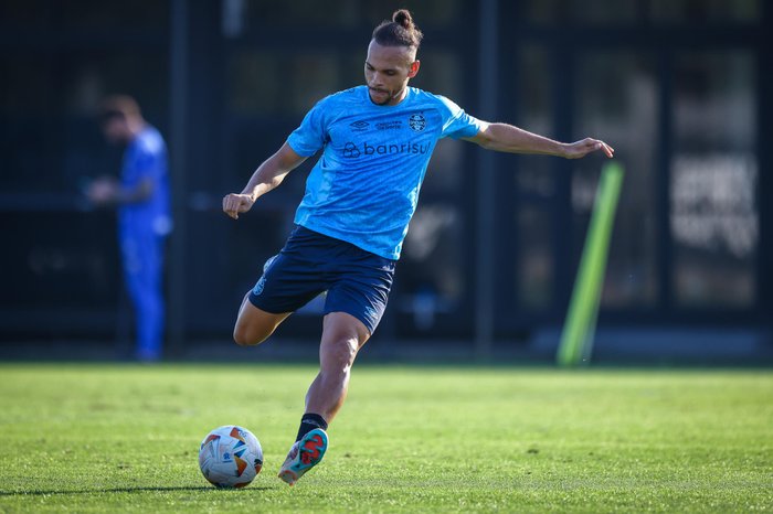 Lucas Uebel / Gremio,Divulgação Lucas Uebel / Gremio,Divulgação