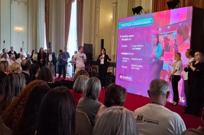 Letícia Mendes / Agencia RBS Numa tentativa de enfrentamento à violência doméstica, que vem resultando na elevação dos feminicídios no Rio Grande do Sul, foi lançado nesta terça-feira (10) o Programa Estadual de Proteção e Promoção dos Direitos das Mulheres. O intuito do projeto é ampliar as ações para além do foco na segurança pública. <!-- NICAID(16241660) -->