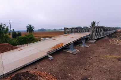 Com ponte provisória instalada na rodovia RSC-287, tráfego é liberado em Santa Maria. Foto: Rota de Santa Maria / Divulgação<!-- NICAID(15778143) -->