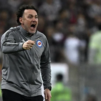 (FILES) Argentinos Juniors' coach Gabriel Milito shouts during the Copa Libertadores round of 16 second leg football match between Brazil's Fluminense and Argentina's Argentinos Juniors at Maracana Stadium in Rio de Janeiro, Brazil, on August 8, 2023. Brazilian club Atlético Mineiro announced on March 24, 2023, the hiring of Argentine coach Gabriel Milito to lead the 'Galo' until the end of 2025. (Photo by MAURO PIMENTEL / AFP)<!-- NICAID(15714651) -->