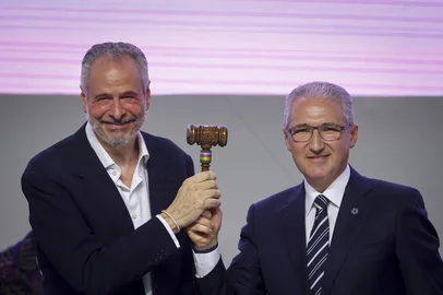 Ueslei Marcelino / COP30 Embaixador André Corrêa do Lago , presidente da COP30, e o presidente da COP29, Mukhtar BabayevPhoto by Ueslei Marcelino/COP30<!-- NICAID(16164521) -->