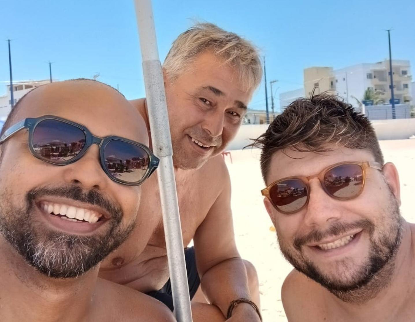 Pai de v&iacute;tima da boate Kiss morre afogado no litoral do Rio de Janeiro