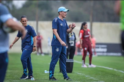 gre-nal sub-15<!-- NICAID(16129227) -->