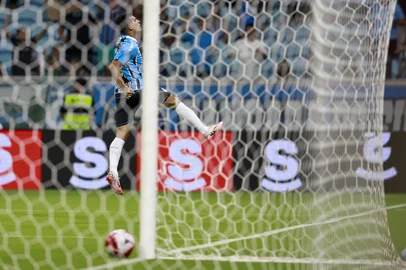Jeff Botega / Agencia RBS Porto Alegre, RS, Brasil — Campeonato Gaúcho 2026.Grêmio e São Luiz se enfrentam na Arena do Grêmio, em Porto Alegre, em partida válida por mais uma rodada do Gauchão 2026Indexador: jeff botega<!-- NICAID(16206104) -->