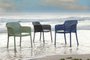 Tramontina criou a linha Oceano +Clean. São cadeiras nas cores preto, verde e azul feitas a partir de plástico descartado nas praias brasileiras.<!-- NICAID(15750242) -->