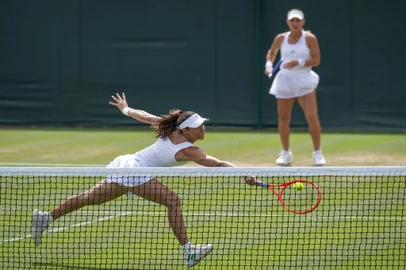 Luisa Stefani, tênis