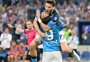 Campeão após 33 anos, Napoli fecha temporada com vitória, entrega do scudetto e festa