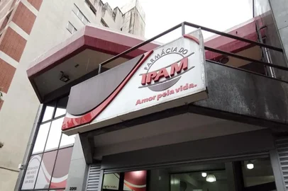 Farmácia do IPAM deixa de atender 24 horas por dia<!-- NICAID(15144677) -->