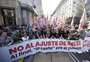 Argentinos protestam contra medidas de Javier Milei em primeiro teste do governo