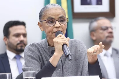 Marina volta a ser insultada por deputado da oposição e se diz 'terrivelmente agredida'<!-- NICAID(16071770) -->
