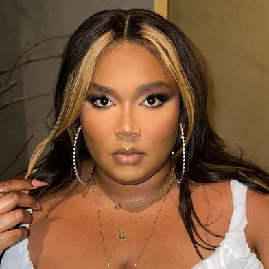 Lizzo<!-- NICAID(15548185) -->
