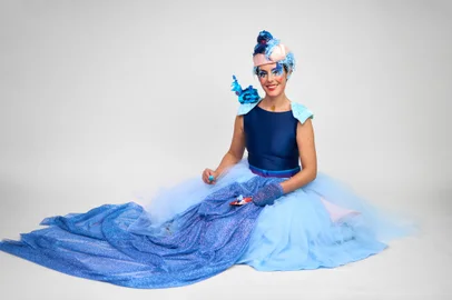 Nina Voge, artista nascida em Carazinho, que ganhou o mundo com o teatro de animação.<!-- NICAID(15695839) -->