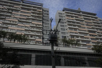PORTO ALEGRE, RS, BRASIL, 25-07-2025: Condominio The Park, no bairro Rio Branco, com apartamentos com 3 suites, de 141 a 219 metros quadrados. Devido a quedas frequentes de energia, condominios em Porto Alegre comecam a ser construidos com gerador. Foto: Mateus Bruxel/Agencia RBSIndexador: MATEUS BRUXEL<!-- NICAID(16088062) -->