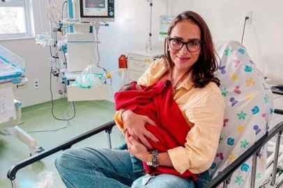 Filha de Juliano Cazarré precisará ficar mais tempo no hospital: "Recuperar"<!-- NICAID(15377111) -->