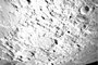 Em meio à crescente expectativa pelo pouso na quarta-feira, 23, do módulo Chandrayaan-3 no inexplorado polo sul da Lua, a Organização Indiana de Pesquisa Espacial (sigla ISRO em inglês) publicou nesta segunda-feira, 21, diversas fotografias do satélite. As imagens do chamado "lado oculto" da Lula mostram pontos com enormes crateras.<!-- NICAID(15516578) -->