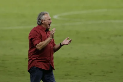 PORTO ALEGRE, RS, BRASIL - 25.02.2021 - O Inter recebe o Corinthians no Estádio Beira-Rio, pela 38ª e última rodada do Brasileirão. abel braga (Foto: Mateus Bruxel/Agencia RBS)<!-- NICAID(14723212) -->