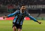 Reinaldo brilha, Grêmio vira sobre o Fluminense e fica em vantagem nas oitavas da Libertadores