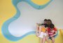 Com falta de monitores na rede municipal, gêmeos autistas só podem frequentar escola pela manhã