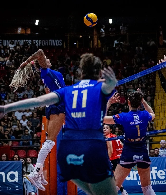 Rafael Martins / Divulgação/Taça Brasil de Voleibol