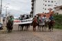 Bagé, RS, Brasil - Cavalarianos em marcha para homenagear Murilo dos Santos, morto quando sua égua em que cavalgava pisou em cima de fio de alta tensão que estava sobre a rua onde passavam. Foto: Jefferson Botega / Agencia RBS<!-- NICAID(15729507) -->