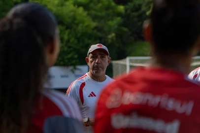 Maurício Salgado, técnico do Inter<!-- NICAID(16208303) -->